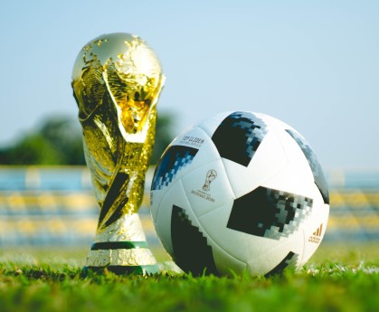 爱游戏网页版-世界田径：肯尼亚雄兵屡破纪录，火爆赛场！，肯尼亚田径队